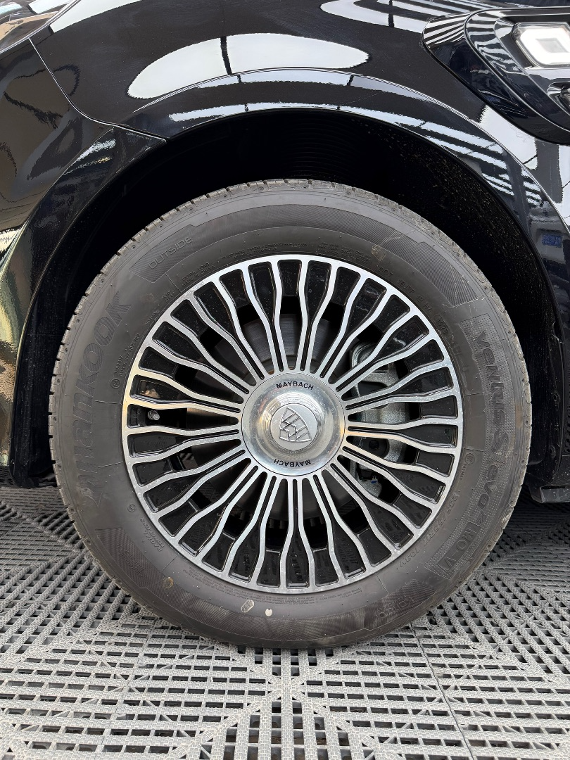Maybach Vito(7 seats)