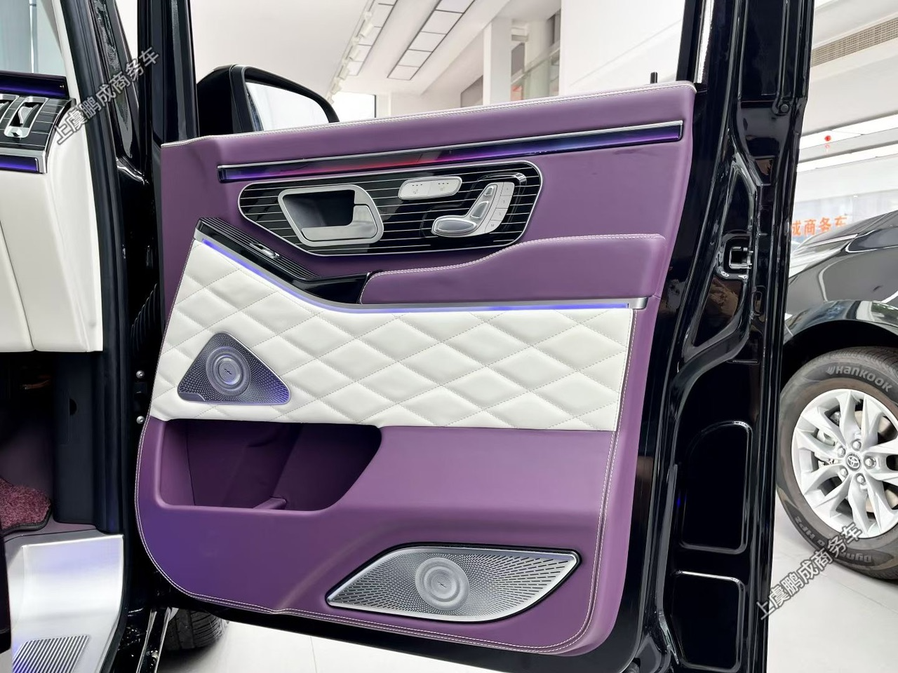 Maybach Vito(7 seats)