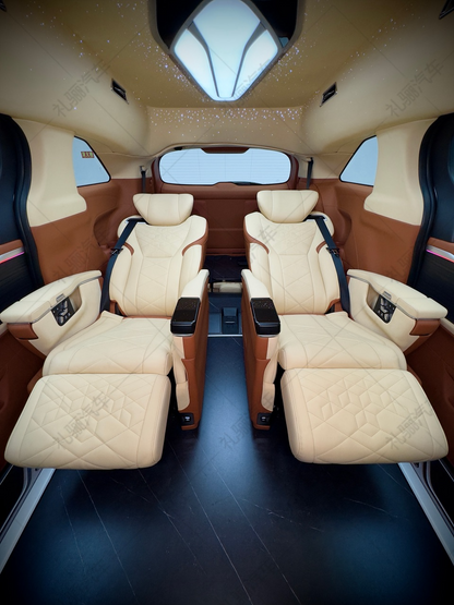 Toyota Sienna(7 seats)